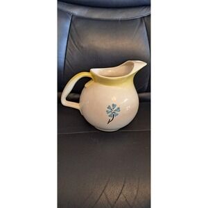1948-49 Hull Pottery Bouquet Pitcher No. 29-32 Oz. U.S.A.